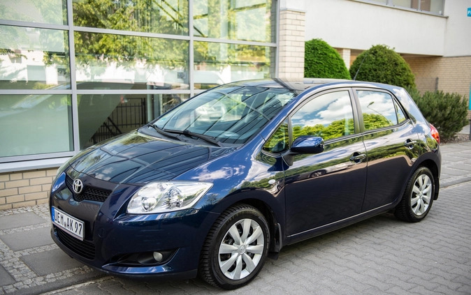Toyota Auris cena 26900 przebieg: 162000, rok produkcji 2009 z Szczecin małe 781